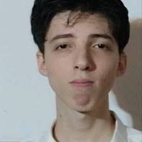 30+ perfiles de «Dron»