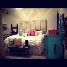 Pin By Karlie Broussard On Soon Bedroom Inspirations Bedroom Decor Cool Beds