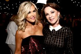 Sep 23, 2020 · talking about her sibling, dabney's elder sister, tinsley mortimer is a famous reality star. Tinsley Mortimer Reacts To Mom Dale Mercer S Criticism Rhony The Daily Dish