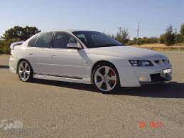 In fact it's been hsv's mantra that they build refined performance cars and the vy clubsport was true to that concept. Vy Hsv Clubsport R8 Series 2 Muscle Car Stables