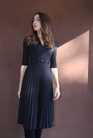 Trova una vasta selezione di vestiti da donna sandro ferrone a prezzi vantaggiosi su ebay. Abito Scollo V Manica Gonna Plisse Sandro Ferrone From Sandro Ferrone On 21 Buttons