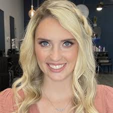 Mackenzie Welch's Instagram, Twitter & Facebook