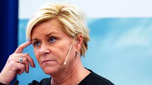 Trygve slagsvold vedum tok norge med hjem til ilseng da han åpnet landsmøtet fredag. Pendlere Med Hybelkjokken Kan Fa Skattesmell Vi Har Ryddet Opp I Regelverket Sier Siv Jensen Moss Dagblad