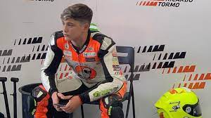 Momento del accidente de hugo millán en el circuito motorland aragón. L3j7puo22fxxdm