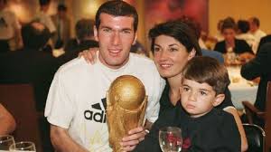 Véronique zidane is the wife of footballer and club manager zinedine zidanecredit: Sportmob Facts About Veronique Zidane Zinedine Zidane S Wife