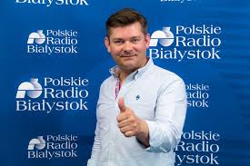 Disco polo na piłkarskich salonach klub piłkarski, studia nagraniowe, dyskoteki, koncerty i wydawanie płyt to tylko część biznesu cezarego kuleszy. Zenek Martyniuk I Tomasz Adamski Krol Disco Polo I Kulturoznawca