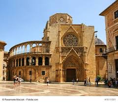 Valencia Spain Harmonious Combination Of The Past And Present Valencia City Valencia Spain Valencia Cathedral