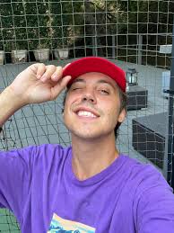 hi, just checkin-in with sum summer selfies don't mind me