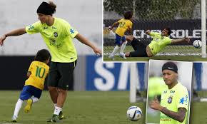 Ricardo kaka was born on 22 april 1982 in gama, brazil. Argentina Vs Brazil Kaka S Son Luca Gives David Luiz The Runaround And Rivaldo Tips Neymar For Ballon D Or Daily Mail Online