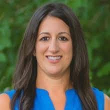 Danielle Milligan's Instagram, Twitter & Facebook