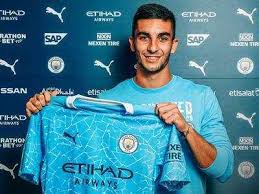 Tu y trouveras les performances détaillées du joueur. Ferran Torres Manchester City Sign Valencia Winger Ferran Torres On Five Year Deal Football News Times Of India