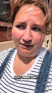 We were just going to grab a coffee from the lobby… but when we realized we  had time to sneak out for breakfast, we found the cutest little diner in  Chicago. 🥹 They served us enough food to feed a ...