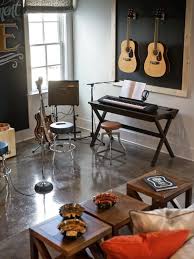 15 Conseils Pour Amenager Un Coin Musique En 2020 Studios De Musique A Domicile Salle De Musique Decoration Musique