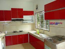 Sebagai salah satu ruangan yang punya fungsi penting coba sesuatu yang lebih berani dengan mengaplikasikan cat dapur rumah warna merah. 10 Cat Dapur Warna Merah Bata