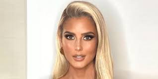 Selling Sunset: Emma Hernan's Alleged Affair Scandal Explained (Is Nicole  Young Trying To Ruin Her Life?)