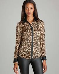 Binkelam In Kardesi Leopar Desenli Bluz Modelleri