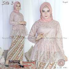 Making this design perfect for weddings and celebrations. Hanya Atasan Kebaya Brokat Remaja Kebaya Pesta Wisuda Modern Style Hijab Kebaya Remaja Terbaru Harga Promo Model Kekinian 2020 Pakaian Wanita Baju Kurung Muslim Kebaya Tradisional Melayu Kebaya Sita Terlaris Lazada Indonesia