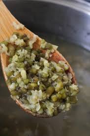 This filipino dish is one that is very inexpensive to make. Ginisang Munggo At Chicharon Kawaling Pinoy