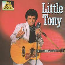 La canzone viene presentata al festival di sanremo 1967 da little tony e da mario zelinotti e, pur non vincendo, diventa uno dei più grandi successi di quell'edizione del festival e, nel tempo, una delle canzoni più. Little Tony Cuore Matto Lyrics Meaning Lyreka