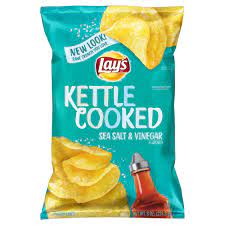 Lay S Kettle Cooked Sea Salt Vinegar Potato Chips 8oz Chip Packaging Potato Chips Kettle Cooked Chips