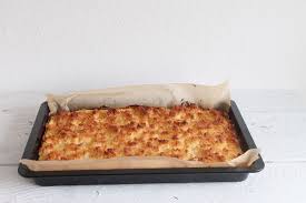 Saftiger Und Einfacher Quark Kokos Kuchen Vom Blech Rezept Kuchen Kokoskuchen Blechkuchen