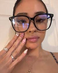 Allison Darling (allisondarling42) — Perfil