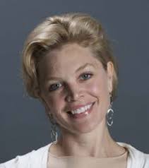 STORYTELLING IN MOTION