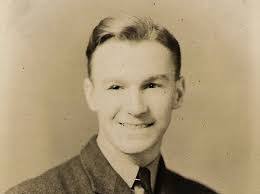 Robert Soutar's Instagram, Twitter & Facebook