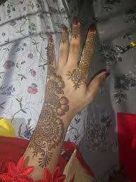 Here we provides you online song listening feature. Mehndi By Anika Some Latest Henna Mehndi Designs For Facebook