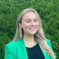 Heather Balloch's Instagram, Twitter & Facebook