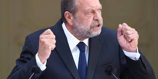 16 971 tykkäystä · 284 puhuu tästä. A La Justice Dupond Moretti Promet D Etre Le Ministre Du Dialogue Et De Reformer Le Parquet Le Point