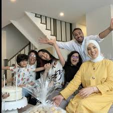 Pin By دودي On Badr Family Fan Fan Family
