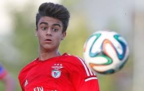 One of benfica's most talented young players could be set to move to the english premier league, with benfica looking at the possibility of loaning out joao 'jota' filipe in the january window. Benfica Vieira Recusou 25 Milhoes De Euros Por Avancado Jota Lusoamericano