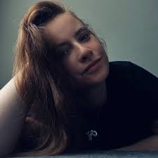 I am so broken and I feel sick :(. I can feel it everywhere. Want to go to  his house but he's with his new girlfriend probably. I loved him so much