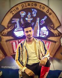 Dil yaara ve (2020) and ambili menon feat. Hasnain Khan Wallpaper Image Photo Hasnaink07 Wallpaper
