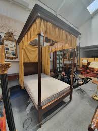 We did not find results for: Lot 829 An Early 20th Century Heal Son Walnut Four