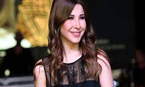 واحتفلت نانسي عجرم اليوم بابنتها الجديدة ليا برفقة زوجها فادي الهاشم وابنتيهما إيلا وميلا، وشاركت جمهورها هذه اللحظات. Ø´Ø§Ù‡Ø¯ Ø§Ø¨Ù†Ø© Ù†Ø§Ù†Ø³ÙŠ Ø¹Ø¬Ø±Ù… Ù„ÙŠØ§ Ø¨Ø¹Ø¯ Ø£Ø´Ù‡Ø± Ø¹Ù„Ù‰ ÙˆÙ„Ø§Ø¯ØªÙ‡Ø§ ØµÙˆØ±Ø© Ø§Ù„Ù‚Ø¯Ø³ Ø§Ù„Ø¹Ø±Ø¨ÙŠ