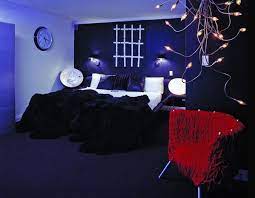 Creating a gothic dark victorian bedroom. 15 Gorgeous Gothic Bedroom Ideas Home Design Lover