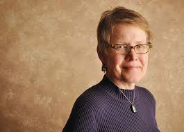 Businesswomen doing good issue