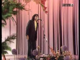 Per quello che mi dai innamorati, innamorati, innamorati, innamorati, innamorati, innamorati. Cover Versions Of Innamorati By Toto Cutugno Secondhandsongs