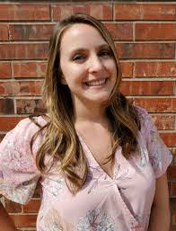 Ashley Scallan's Instagram, Twitter & Facebook