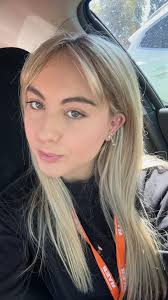 Hello! Ella Porter , Keisha Gordon and myself are looking for another  housemate to join our 4 bedroom townhouse in Moorabbin! Available 20th of  January The room is 262.50 per week with