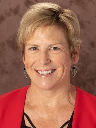 Louise Colbert's Instagram, Twitter & Facebook