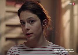 3,9 млн просмотров 1 неделю назад. Masumlar Apartmani Neriman Kimdir Gercek Adi Hastaligi Ne Gizem Katmer Hangi Dizilerde Oynadi Kac Yasinda Magazin Haberleri