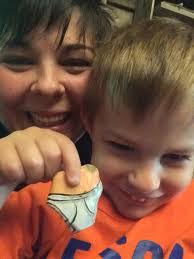 Chelsea Bonds's Instagram, Twitter & Facebook