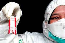 Antigen merupakan suatu zat atau benda asing, misalnya racun, kuman, atau rapid test antigen untuk virus corona dilakukan dengan mengambil sampel lendir dari hidung atau. Rapid Test Covid 19 Di Bekasi Akan Dilakukan Door To Door Ke Rumah Warga