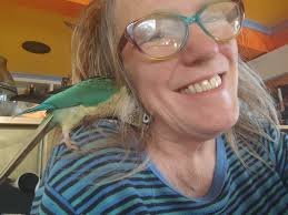 Isaiah Hartenstein really did need Alex Caruso's help popping those  bottles. 🍾