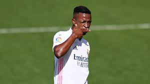 Real madrid have won all but one of their home matches against levante. Levante 0 2 Real Madrid Vinicius And Benzema Clinch Win