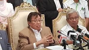 Abang abdul rahman zohari tun abang haji openg sedang membentangkan rang. Khairy Terima Keputusan Ketua Menteri Sarawak Dengan Hati Terbuka Sarawakvoice Com