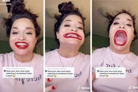@samramsdell5 come see me live⬇️ The Internet Is Obsessed With This Woman S Huge Mouth Rare